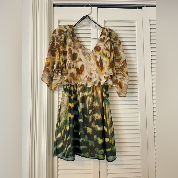 Jessica Simpson Earthy Tones V-Neck Dress - Picture 1 of 5